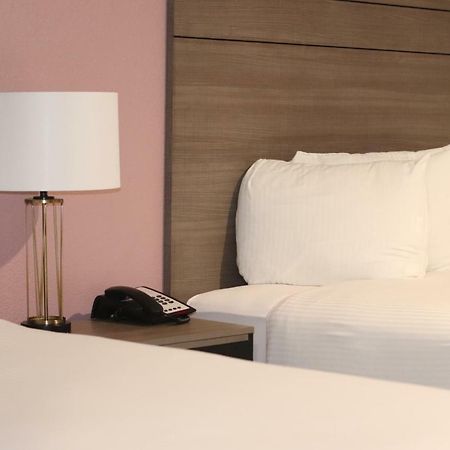 Arya Inn And Suites Ірвінг Екстер'єр фото